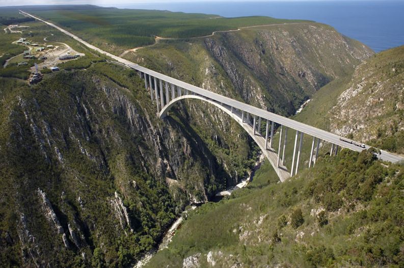 Bungee Jump Bloukrans Bridge, South Africa