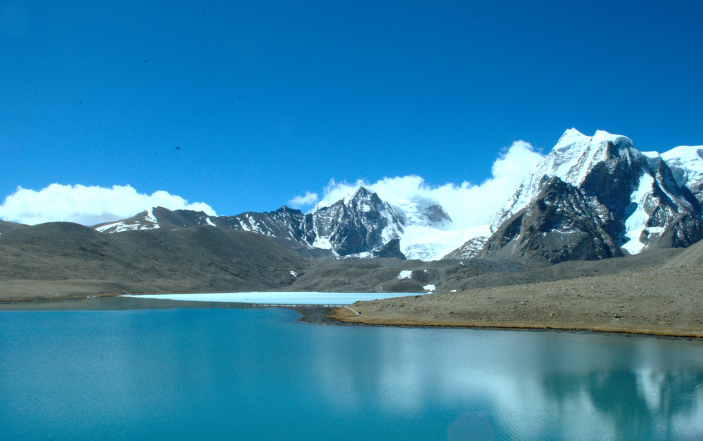 Gurdomangar lake, India