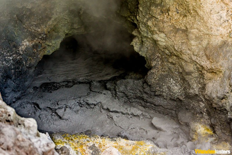 Sulphur Cave at Wai-O-Tapu, Rotorua